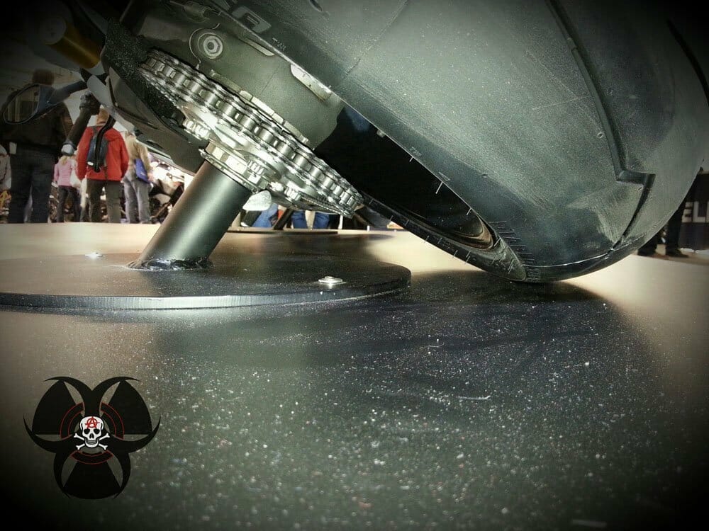 Fear strip - an indicator of driving ability or safety margin? 48 Angststreifen Reifenbilder 1