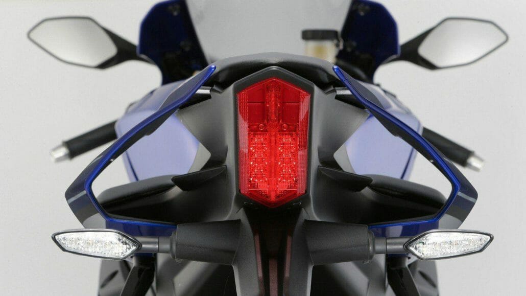 Gerüchte zu einer neuen Yamaha R1 7 Yamaha R1 2015 R1M YZF-R1