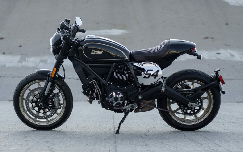 106 18 DUCATI SCRAMBLER CAFE RACER