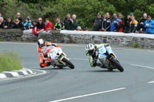 Isle of Man TT 2017 – Supersport Rennen 1 2 4CBBFE2CF25646FD8B88C9A1F8EDFBE3
