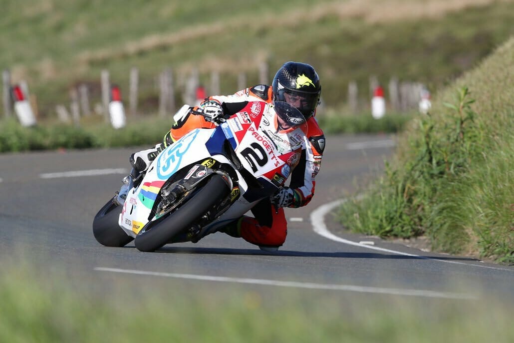Isle of Man TT 2017 – Qualifying Friday 86F45FA364234590B4049BAA62D8274C