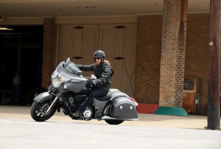 2018 chieftain base steelgray 0024