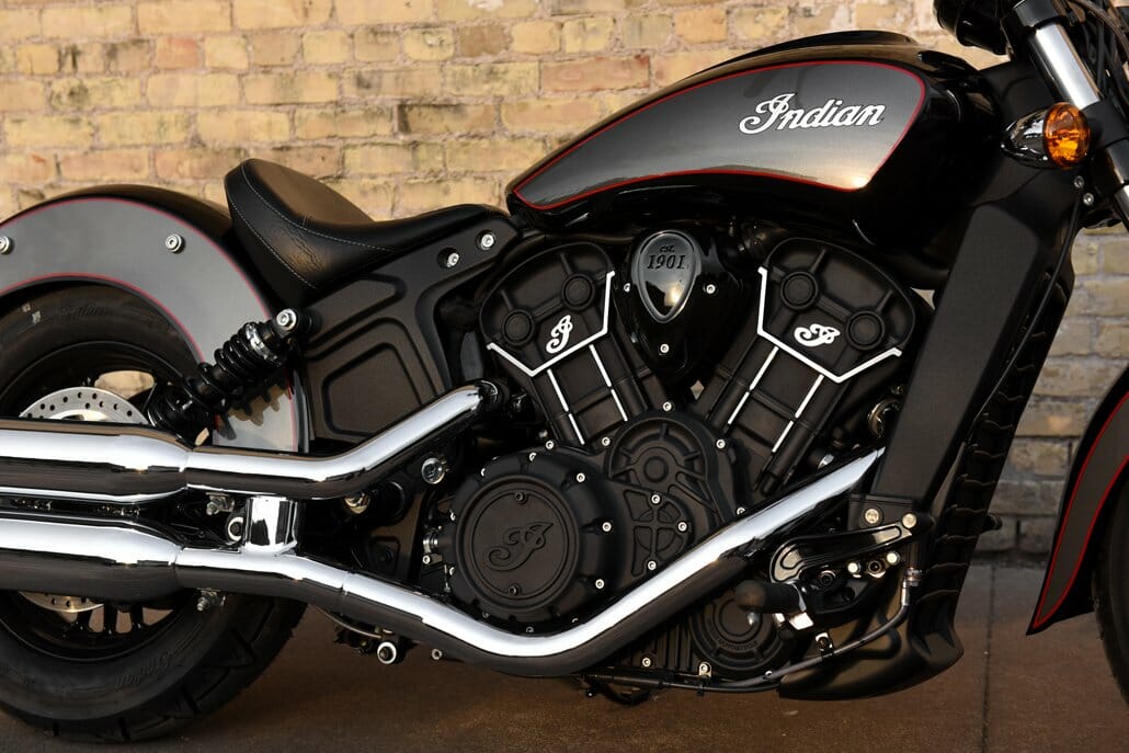 Indian Scout Sixty 2018 - Pictures 25 25 bh my18 scout sixty black metallic details 00001