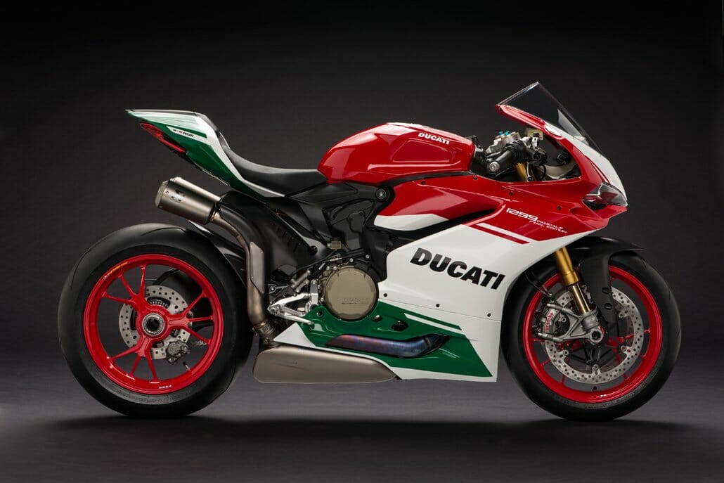 55 1299 Panigale R Final Edition 01