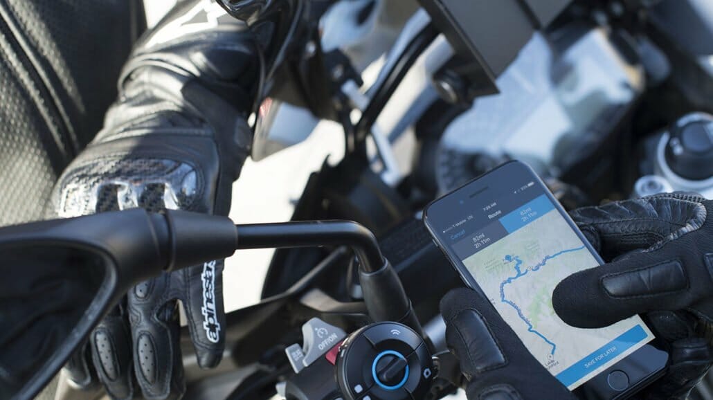 Head-Up-Display für den Motorradhelm - erstes System auf dem Markt 35 37b5b616 217d 4178 8630 af41b8429be9