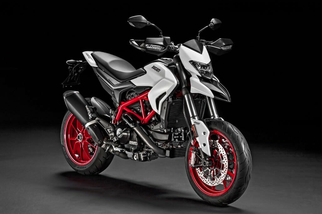 Ducat Hypermotard 939 2018 – Pictures 8 Hypermotard 939 01