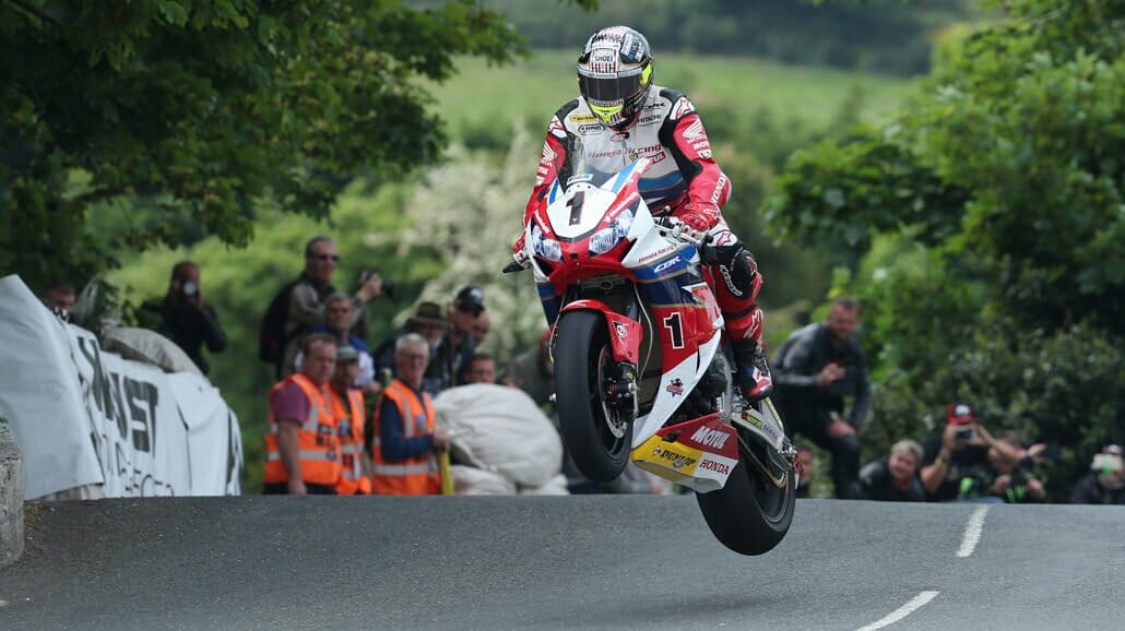 End of career for John McGuinness !? 32 John McGuinness 1 5