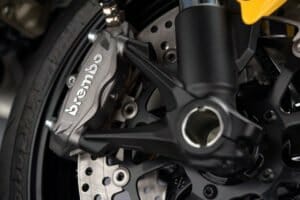 Ducati Monster 821 (2018), what is new? Data and equipment 42 Ducati Monster 821 MotorcyclesNews 44