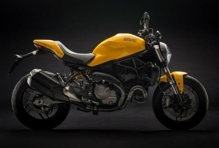 Ducati Monster 821 MotorcyclesNews 65