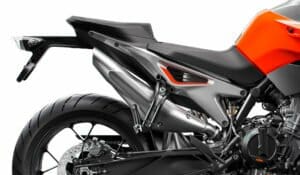 KTM 790 Duke vorgestellt. Daten, Leistung, Ausstattung, Preis... 5 KTM 790 Duke MotorcyclesNews 14