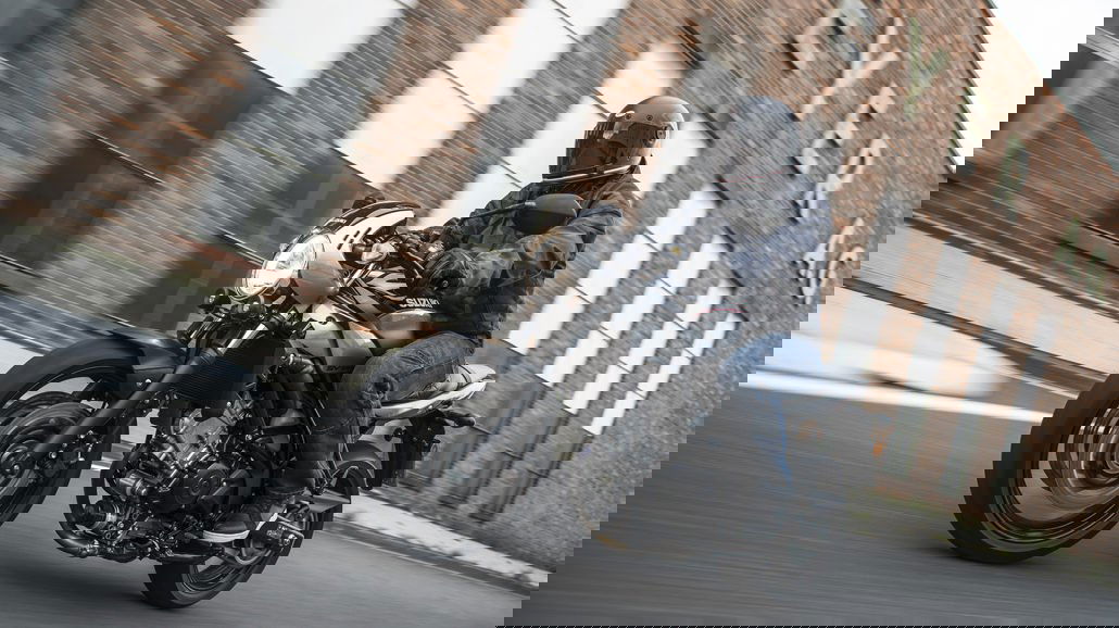 Suzuki SV650X - Presentation - Review - Data - Performance - Equipment 33 Suzuki SV650X MotorcyclesNews 12