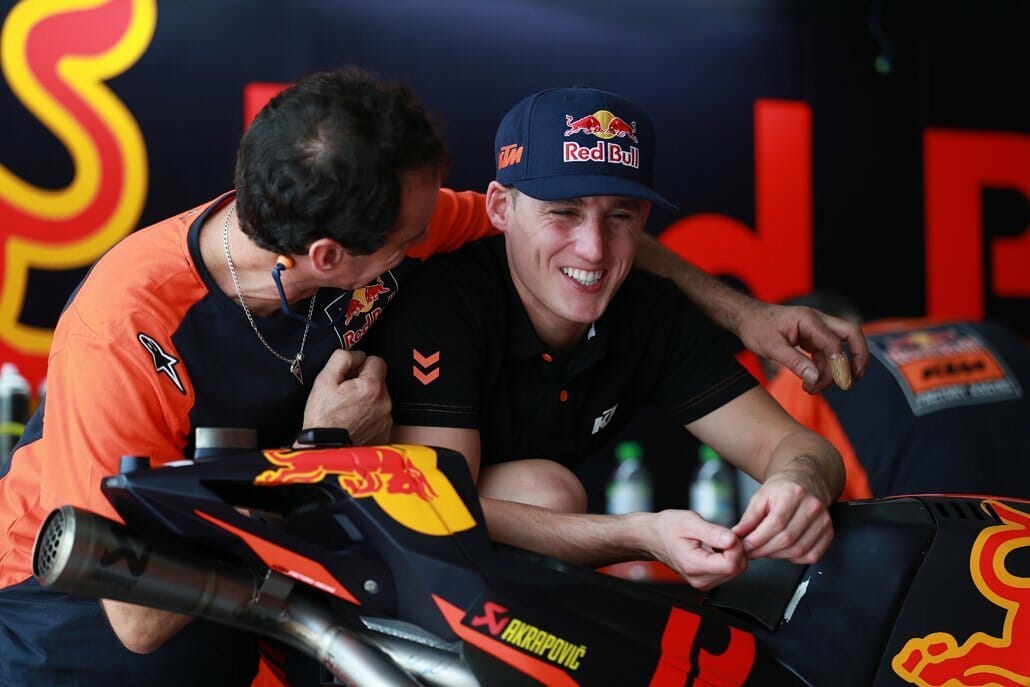 Pol Espargaro will not be able to test in Thailand after OP 29 Pol Espargaro Mechanic KTM RC16 Box Sepang International Circuit 2018