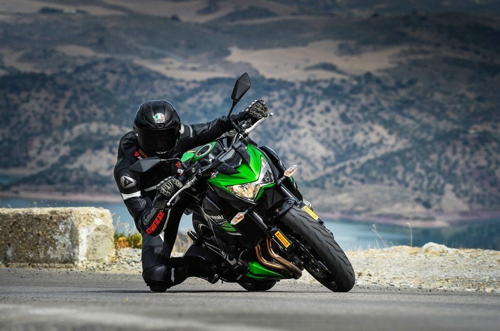 Diablo Rosso – Reifen kaufen und Spidi Rider Bag kostenlos dazu diablo rosso iii road action 15