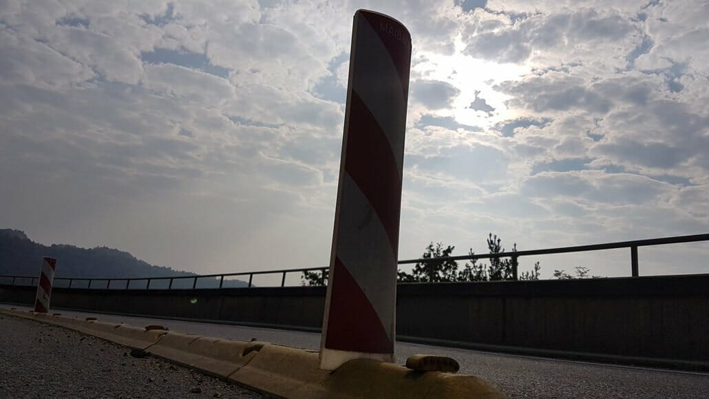 Rems-Murr-Kreis setzt auf Rüttelstreifen und „Gelbe Karte“ -> MPU Fahrbahntrennung Motorcycles News