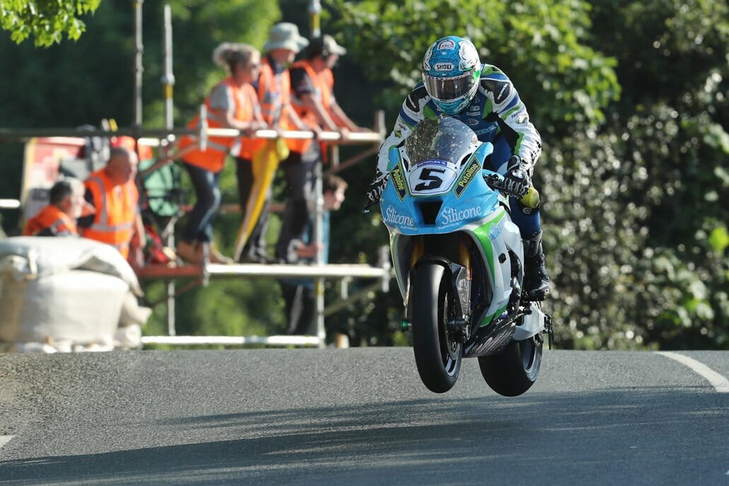 Isle of Man TT - qualifying Monday 3 Isle of Man TT 28 05 2018 Motorcycles News 2
