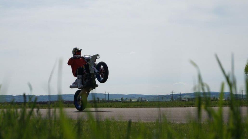 22-jähriger nach Wheelie tödlich verunglückt cropped Wheelie Big Bike Mees Motorcycles News