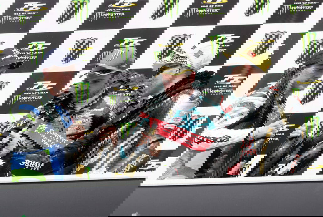 Michael Dunlop - not a career ending 33 IOMTT 2018 Supersport TT 1 Motorcycles News 19