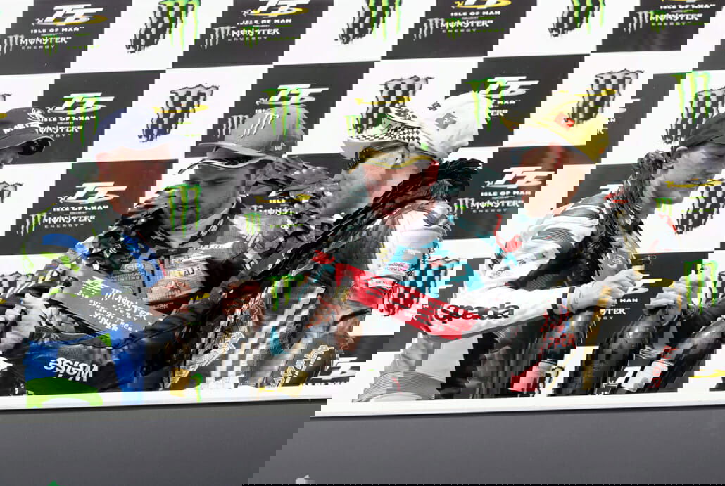 IOMTT 2018 Supersport TT 1 Motorcycles News 19