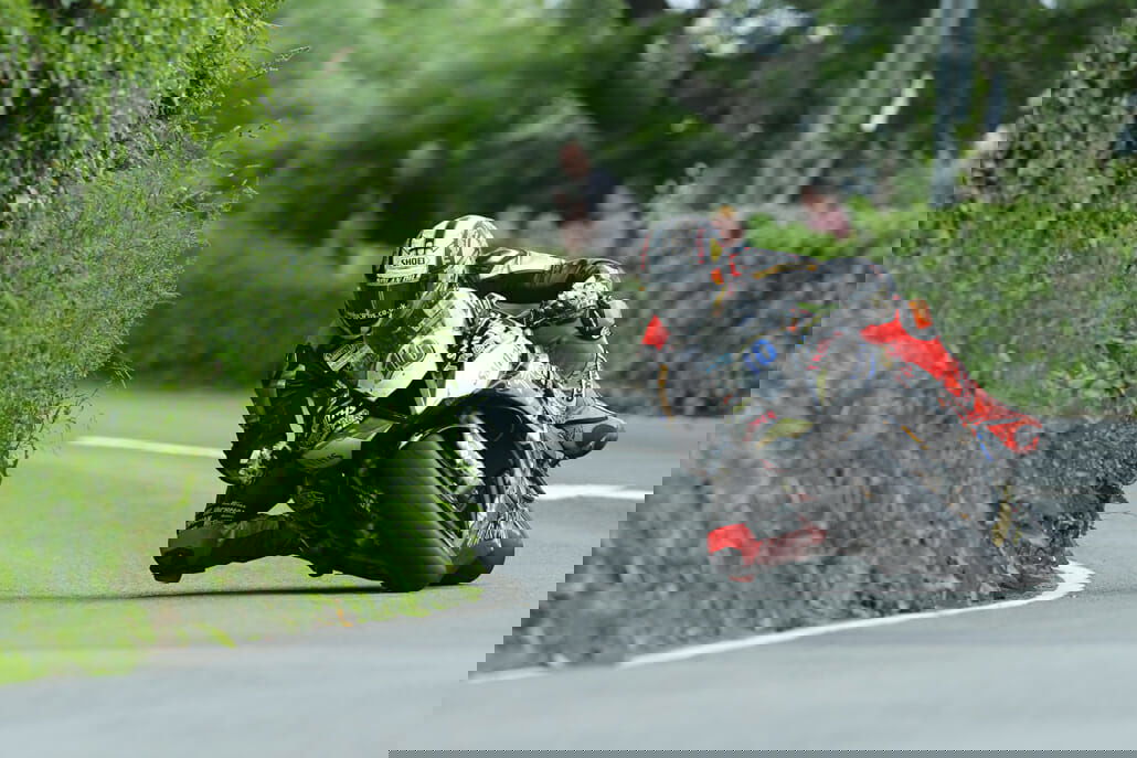 IOMTT 2018 Supersport TT 1 Motorcycles News 33