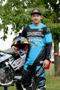 Luc Ackermann beim Flight Club in Rohrberg 1 Luc Ackermann Portrait 1184 ©Laszlo Steinebach m