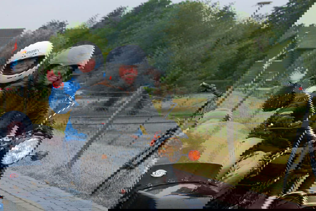 Jumborun - Motorradkorso für und mit Menschen mit Behinderung 25 Unternehmen Zündkerze