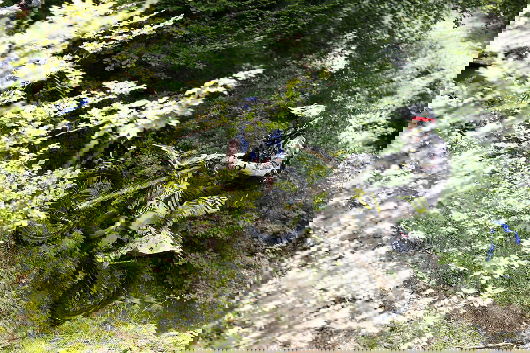 AP 1WCVT242S2111 hires jpeg 24bit rgb