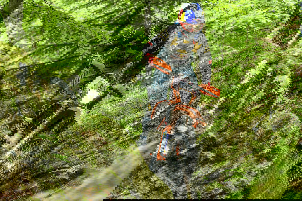 AP 1WCVZ96C92111 hires jpeg 24bit rgb