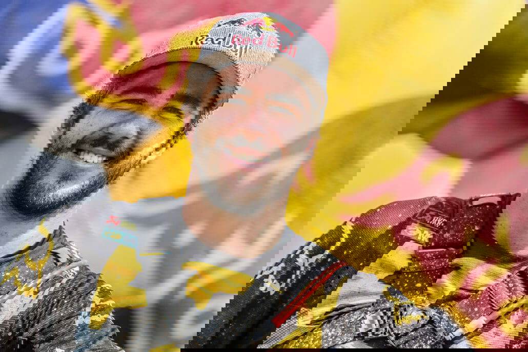 AP 1WDVRU2G12111 hires jpeg 24bit rgb