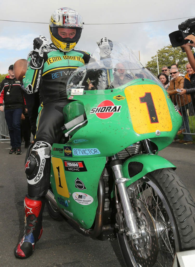 John McGuinness wird bei der Classic TT starten 30 John McGuinness ClassicTT Motorcycles News 1