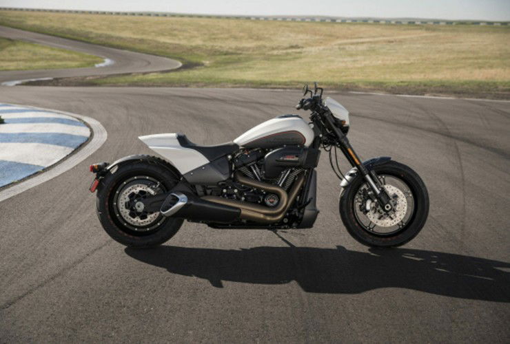 Harley Davidson FXDR 114 Motorcycles News 12