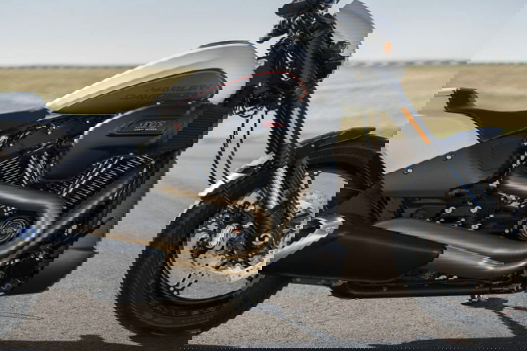 Harley Davidson FXDR 114 Motorcycles News 6