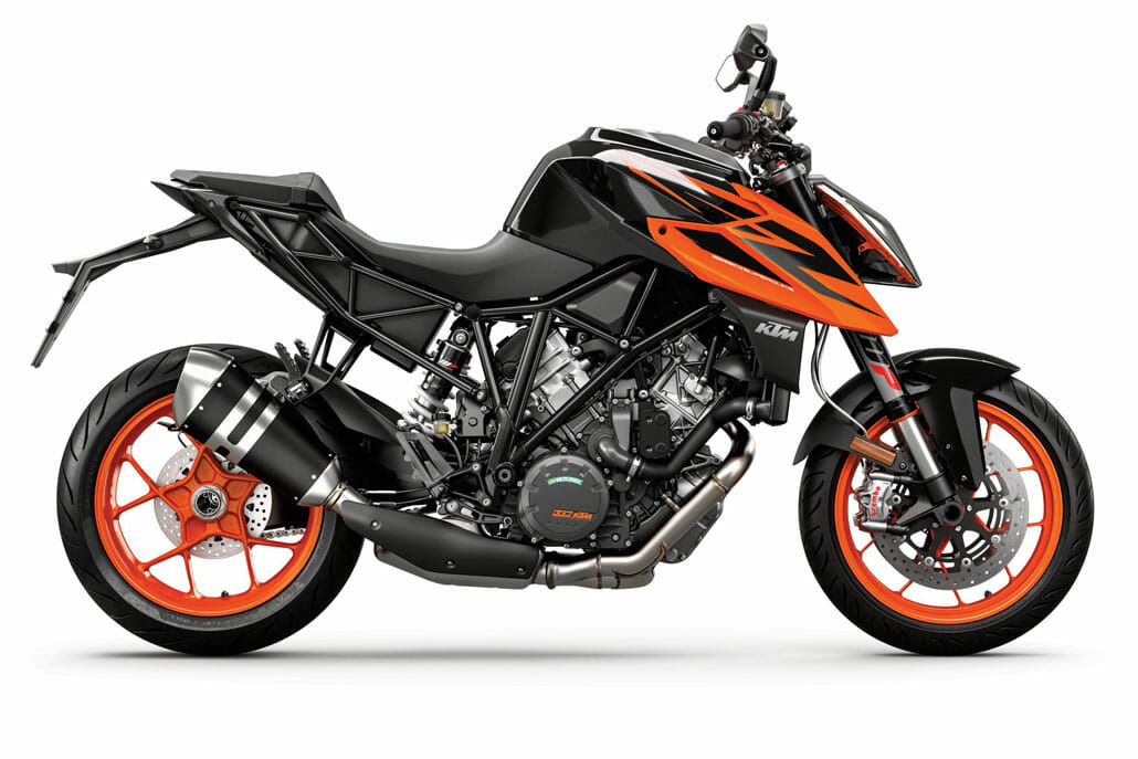 KTM 1290 Super Duke R & GT - Neuerungen für 2019 2 KTM 1290 SUPER DUKE R Motorcycles News 3