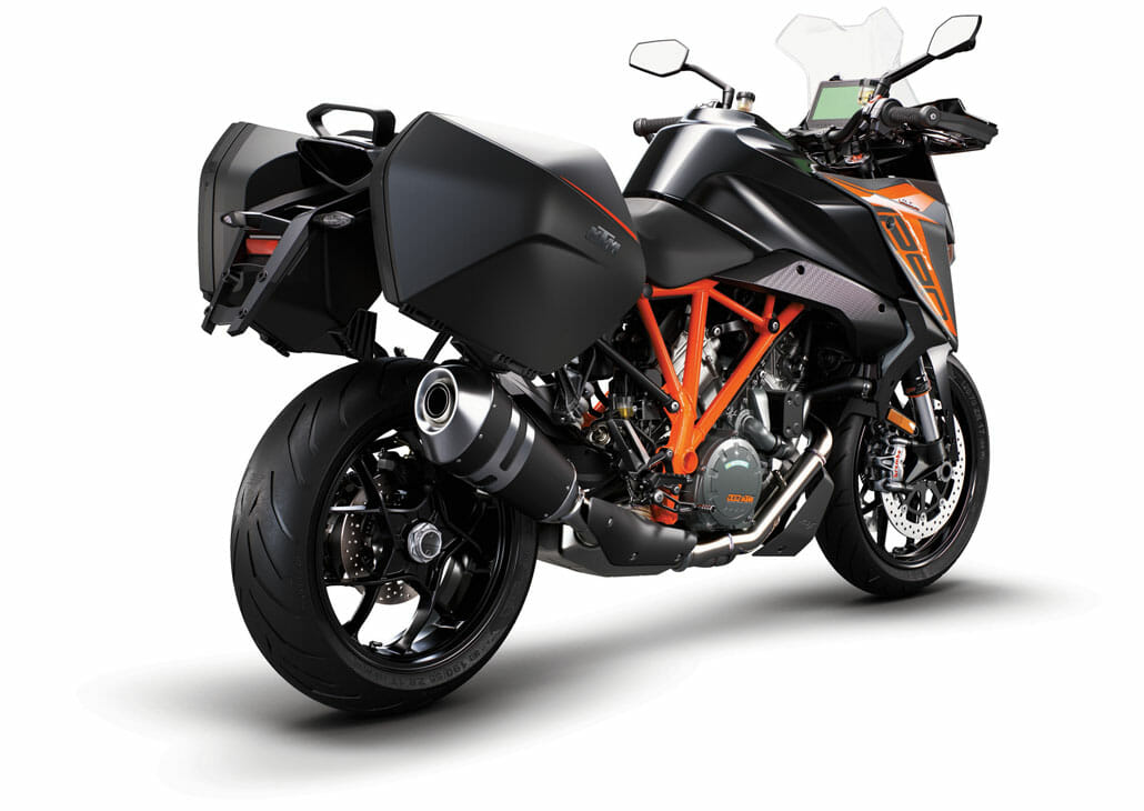 KTM 1290 Super Duke R & GT - Neuerungen für 2019 4 KTM 1290 Super Duke GT 2019 Motorcycles News 2