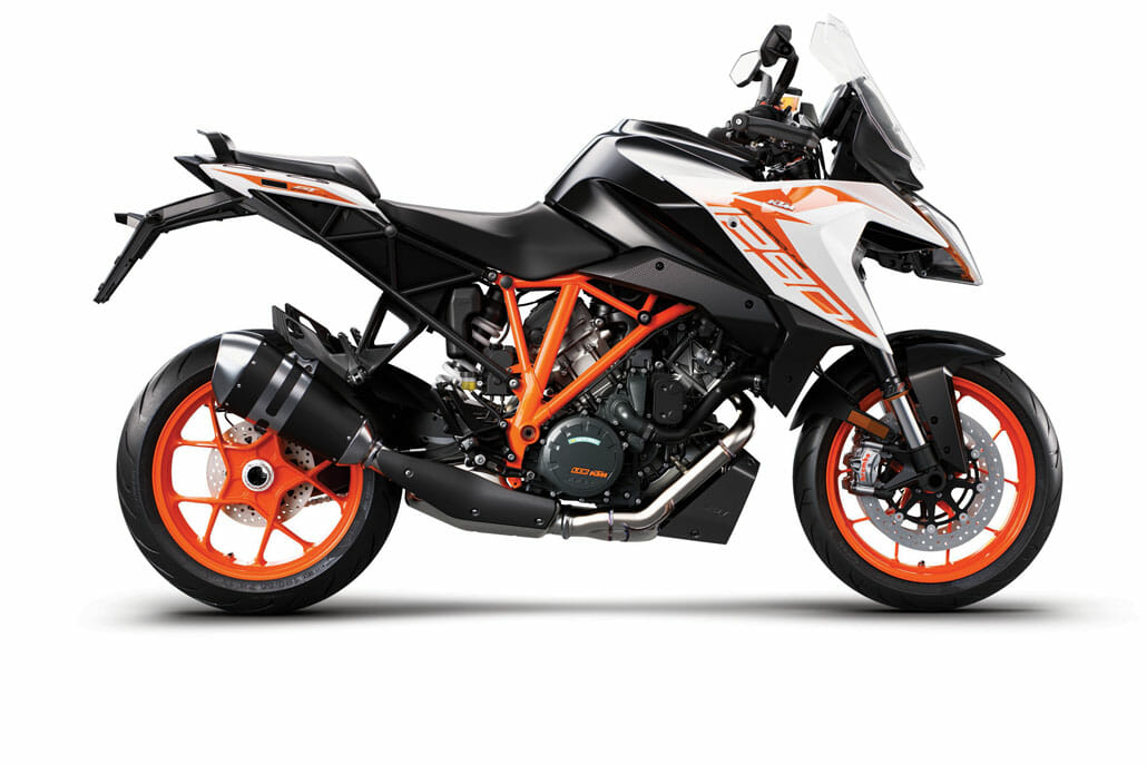 KTM 1290 Super Duke R & GT - Neuerungen für 2019 5 KTM 1290 Super Duke GT 2019 Motorcycles News 5