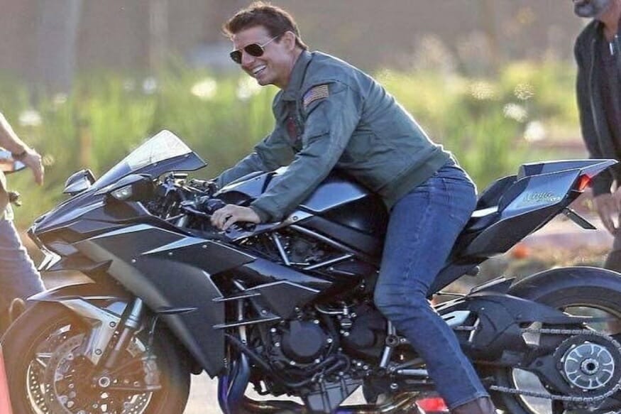 Ninja H2 bei Dreharbeiten zu Top Gun 2 aufgetaucht 1 Tom Cruise Riding Kawasaki Ninja H2