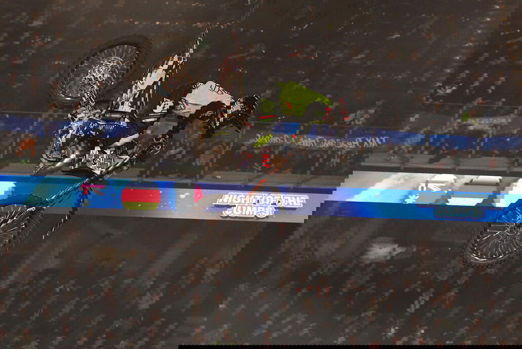 NIGHT of the JUMPs is reorienting Romain Izzo Frontflip NOTJ NBG 1M8A4310 24