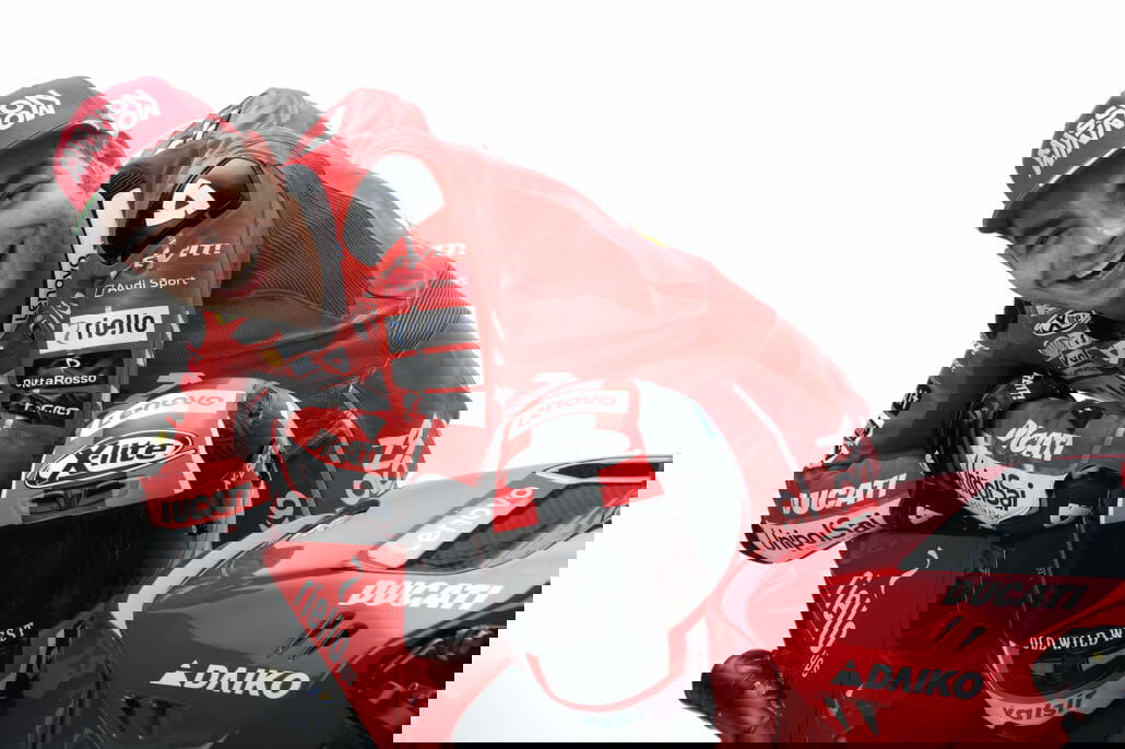 Ducati Desmosedici GP 44 Danilo Petrucci 03 UC70032 High