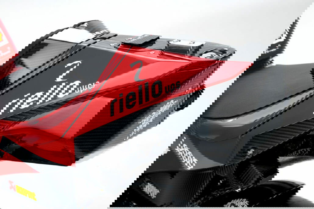 Ducati Desmosedici GP 57 Desmosedici GP Details 12 UC70128 High