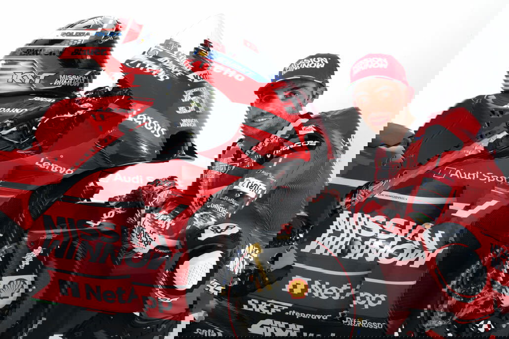 Ducati Desmosedici GP 31 Michele Pirro 06 UC70047 High