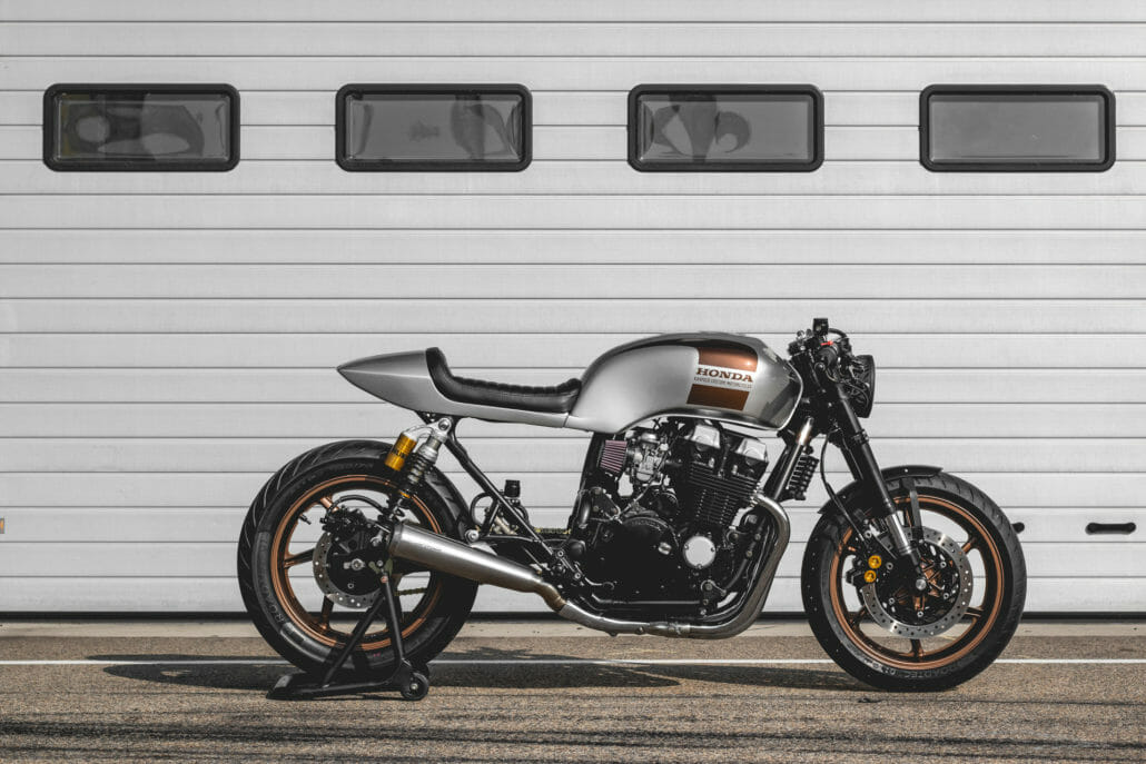 metzeler roadtec01 kaspeed cb750