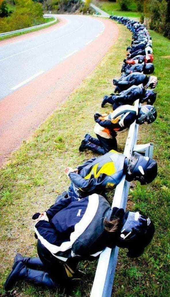 Protest gegen fehlenden Unterfahrschutz gr