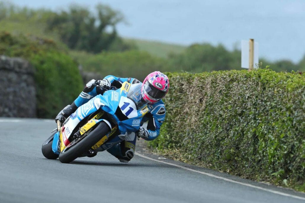 Lee Johnston wins Supersport TT 37 Supersport TT 2019 Motorcycles News Motorrad Nachrichten App 10