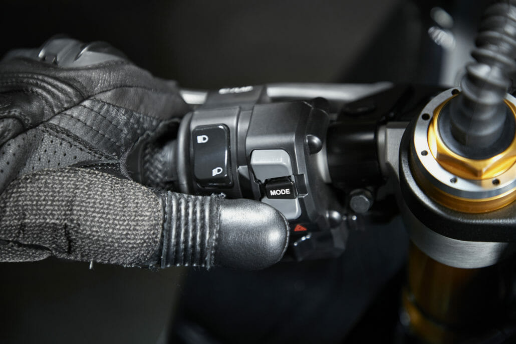 Yamaha R1 & R1M Model 2020 27 Yamaha R1M 2020 Motorcycles News Motorrad Nachrichten App 15