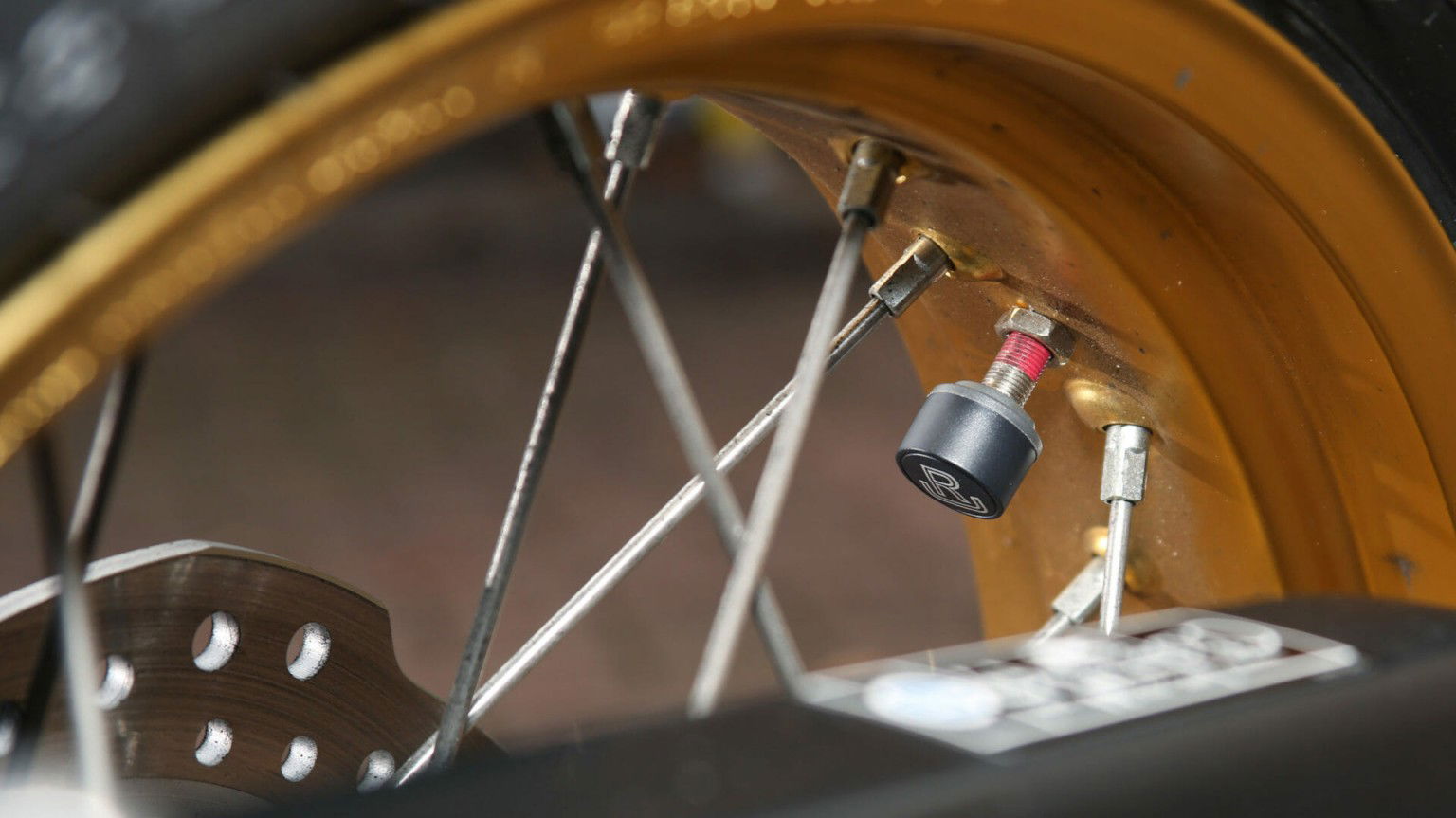 Reifendruckkontrollsystem zum Nachrüsten cropped 190718 P2R MI PIC Michelin RDKS 3