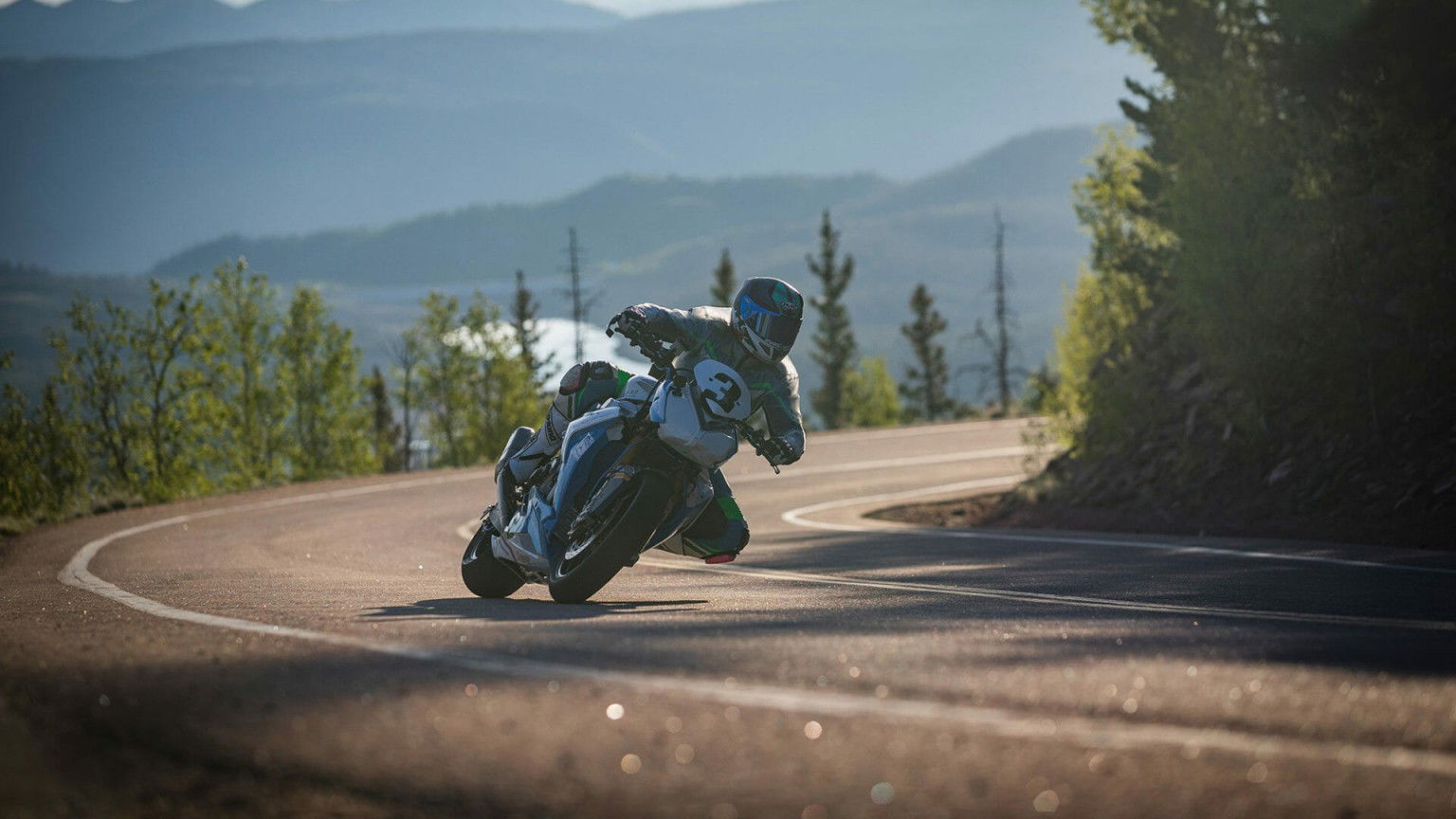 Pikes Peak 2020 – No Motorcycles cropped Pikes Peak 02