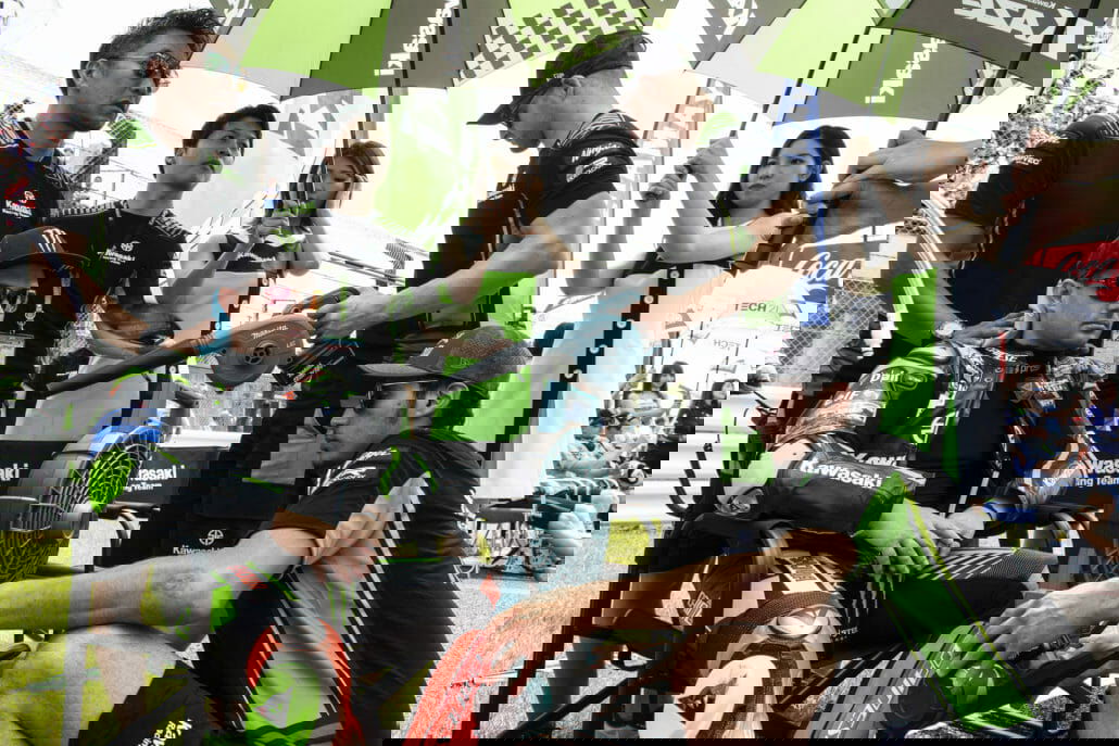 8 hours Suzuka - Great confusion in an exciting race 7 hi 2019 Suzuka 8Hrs Race Haslam GB52077