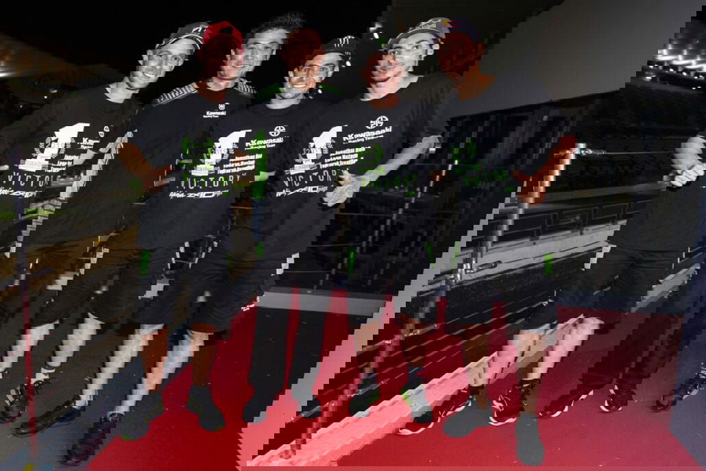 8 hours Suzuka - Great confusion in an exciting race 14 hi 2019 Suzuka 8Hrs Race KRT Celebration GB57073