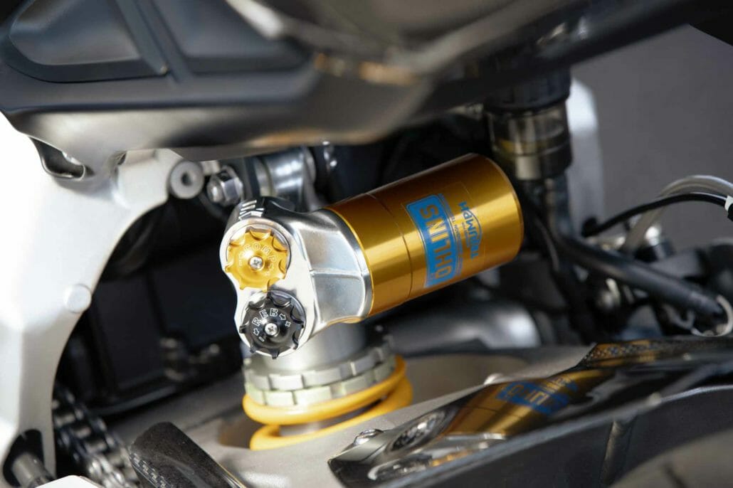 Triumph Daytona 765 Motorcycle News App MotorcyclesNews Motorrad Nachrichten App 17