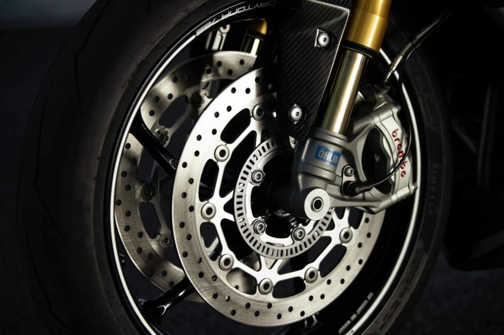 Triumph Daytona 765 Motorcycle News App MotorcyclesNews Motorrad Nachrichten App 19