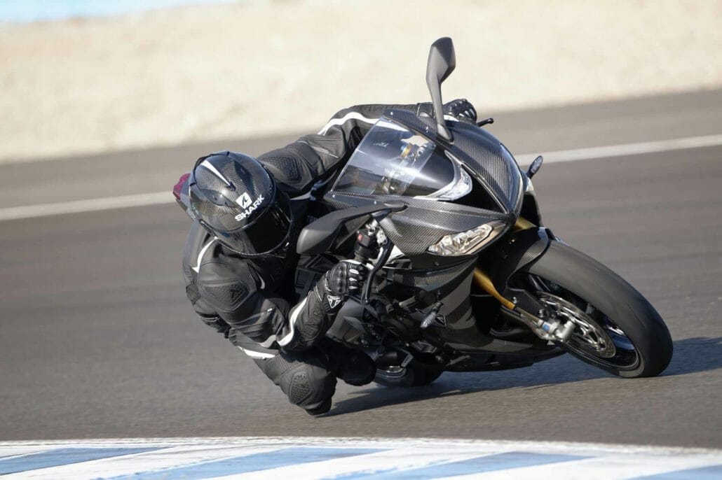 Triumph Daytona 765 Motorcycle News App MotorcyclesNews Motorrad Nachrichten App 7